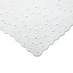 White Eyelet Dinner Napkins (4)