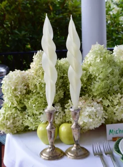 White Feather Candles (2)